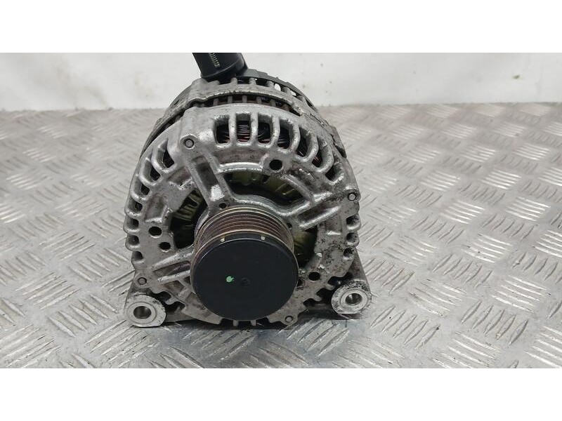 Recambio de alternador para ford mondeo ber. (ca2) ghia referencia OEM IAM 6G9N10300ADB  0121615021
