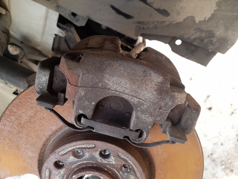 Recambio de pinza freno delantera derecha para citroën berlingo furgoneta/monovolumen (k9) 1.5 bluehdi 100 referencia OEM IAM 16