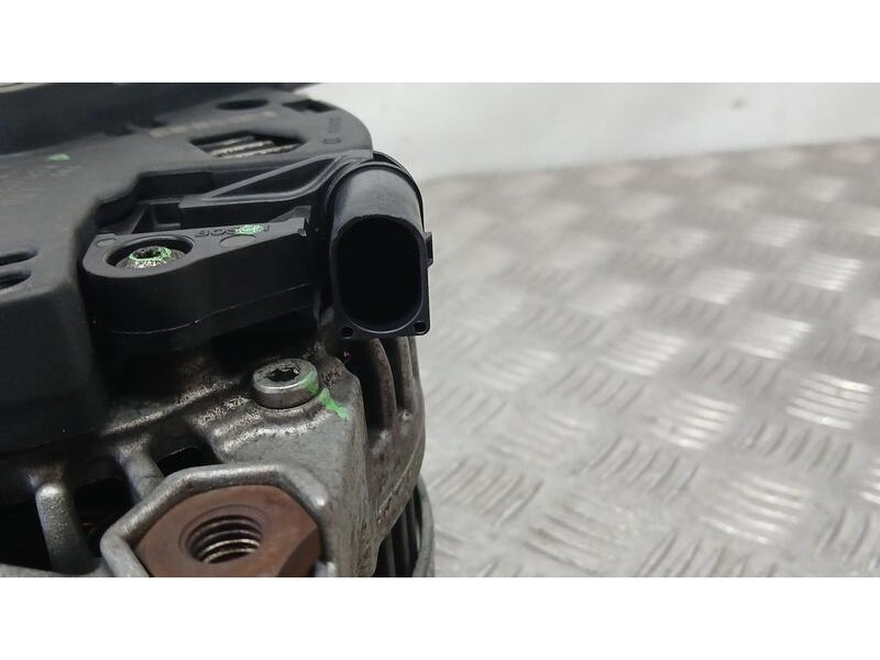 Recambio de alternador para ford mondeo ber. (ca2) ghia referencia OEM IAM 6G9N10300ADB  0121615021
