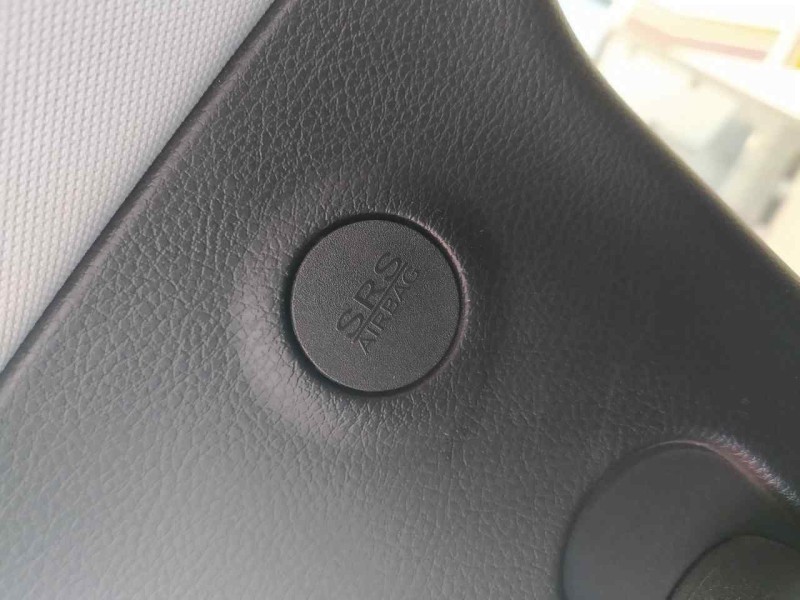 Recambio de airbag cortina delantero derecho para jeep renegade sport fwd referencia OEM IAM 0052086405  