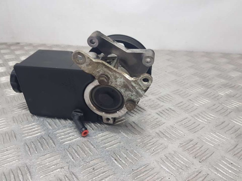 Recambio de bomba direccion para ssangyong actyon sports xdi 4wd referencia OEM IAM NS6540647  