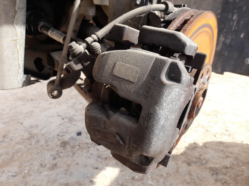 Recambio de pinza freno delantera izquierda para citroën berlingo furgoneta/monovolumen (k9) 1.5 bluehdi 100 referencia OEM IAM 