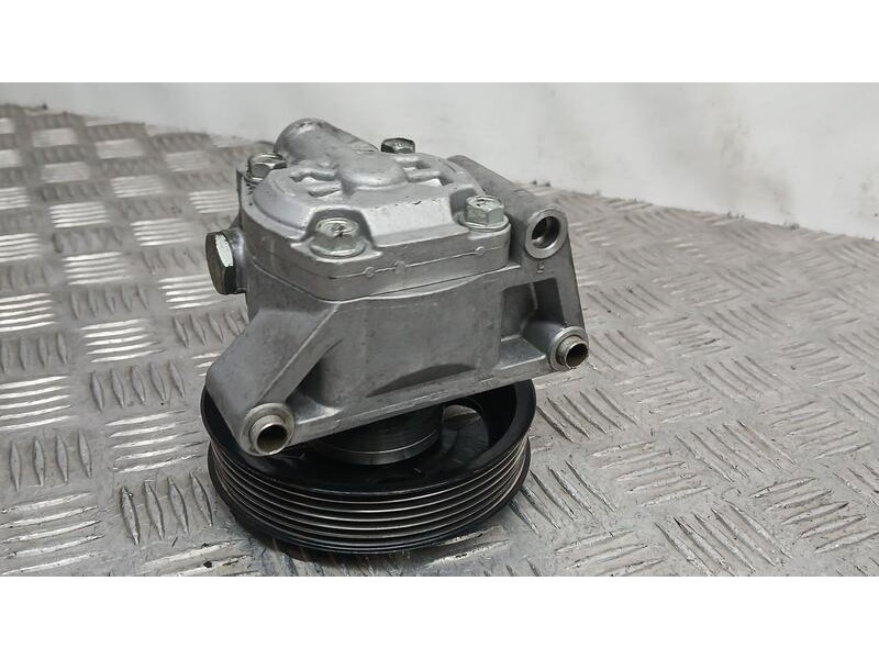 Recambio de bomba direccion para ford mondeo ber. (ca2) ghia referencia OEM IAM 6G913A696CD  B4911041925