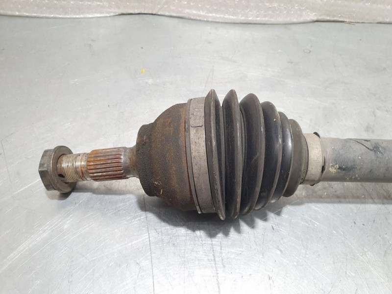 Recambio de transmision delantera izquierda para peugeot 208 access referencia OEM IAM 9656135280  