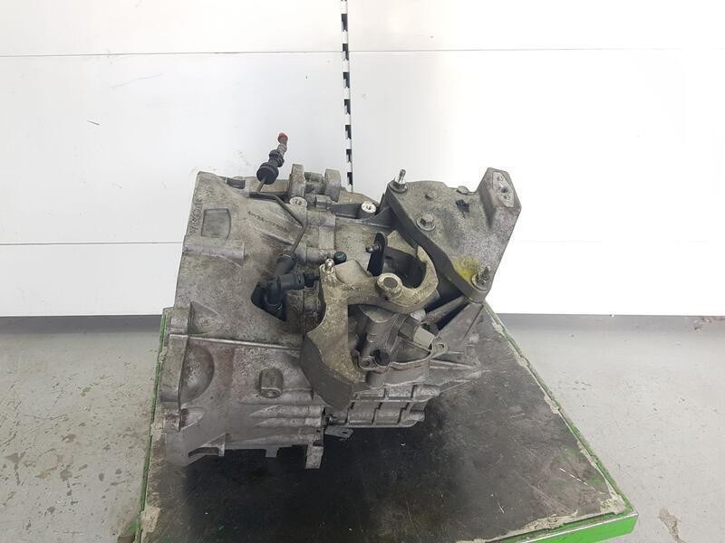 Recambio de caja cambios para ford mondeo ber. (ca2) ghia referencia OEM IAM RM7G9R7002YE 250507 6VELOCIDADES