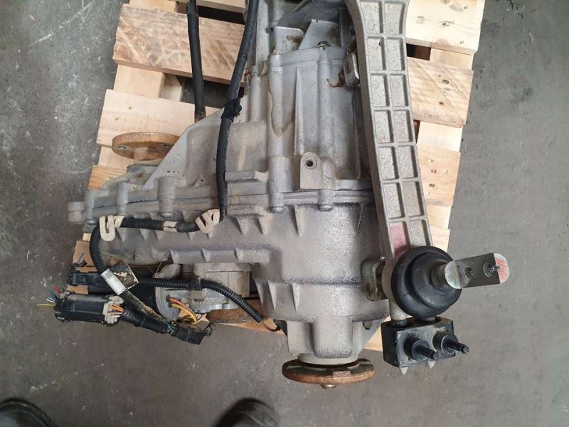 Recambio de caja transfer para ssangyong actyon sports xdi 4wd referencia OEM IAM 3200008011  