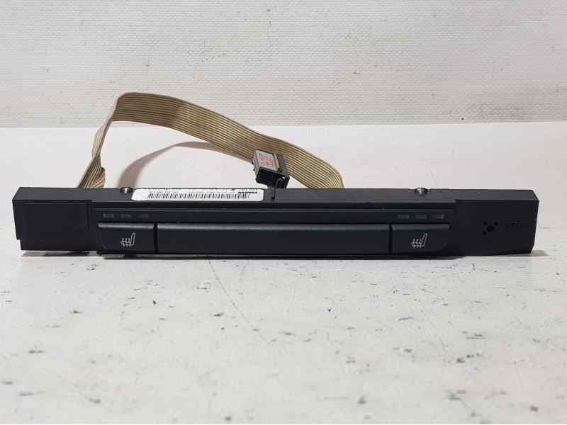 Recambio de boton asientos para bmw serie 1 berlina (e81/e87) 118d referencia OEM IAM 696258903 03743650 
