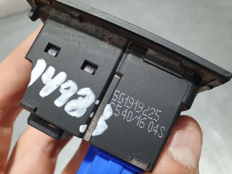 Recambio de warning para volkswagen golf vii lim. (5g1) advance bluemotion referencia OEM IAM 5G1919225  