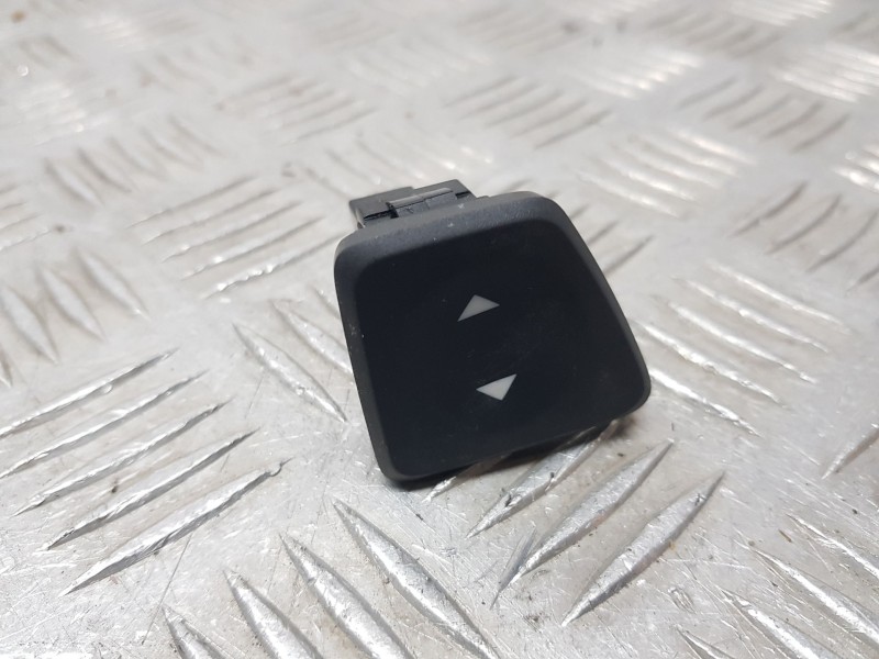 Recambio de mando elevalunas delantero izquierdo para fiat 500 (312_) 1.2 (312axa1a) referencia OEM IAM 735450601  