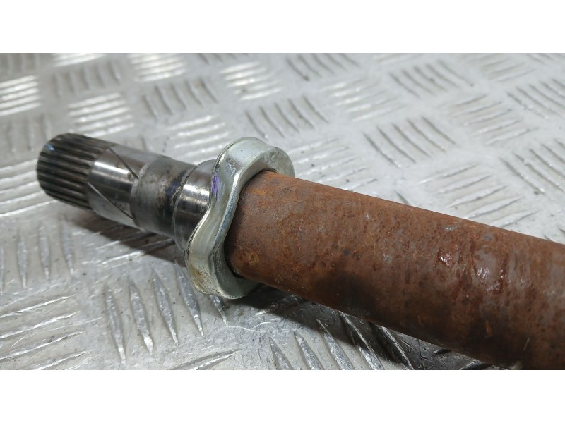 Recambio de transmision delantera derecha para renault express furgoneta/monovolumen 1.5 blue dci 95 (f6ab) referencia OEM IAM 3