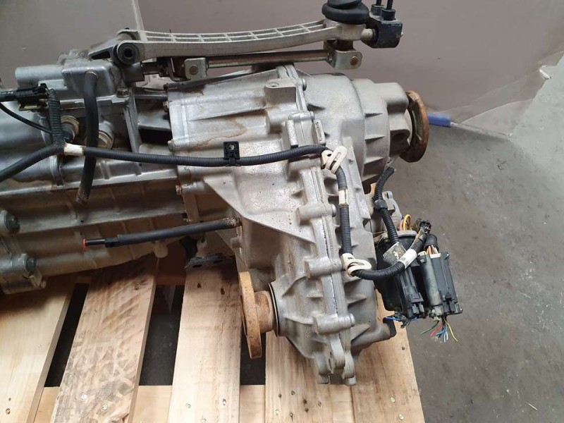 Recambio de caja transfer para ssangyong actyon sports xdi 4wd referencia OEM IAM 3200008011  