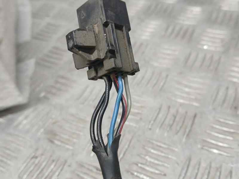 Recambio de retrovisor derecho para opel zafira a club referencia OEM IAM 90580742  ELECTRICO