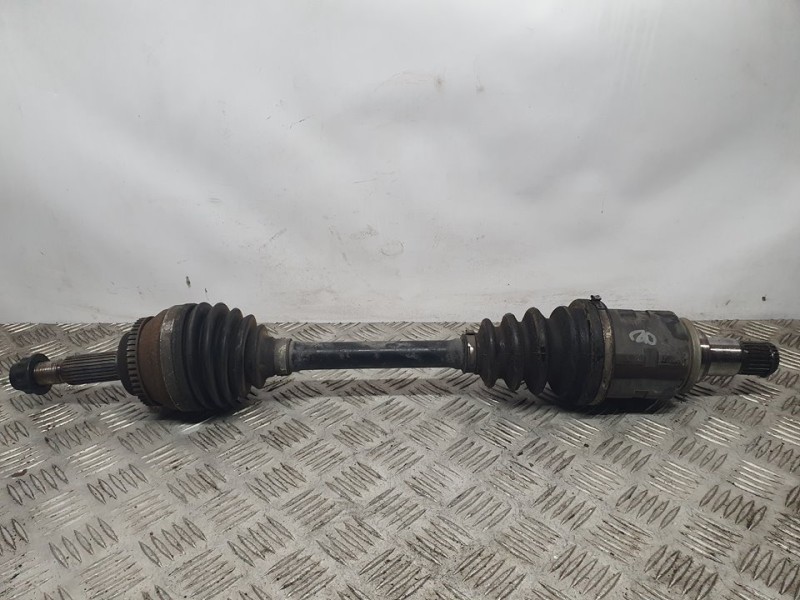 Recambio de transmision delantera izquierda para toyota avensis berlina (t25) 2.0 sol sedán (4-ptas.) referencia OEM IAM SIN REF