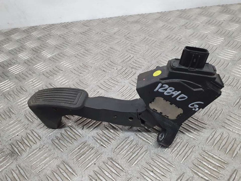 Recambio de potenciometro pedal para toyota auris touring sports (e18) active referencia OEM IAM 781100W040  