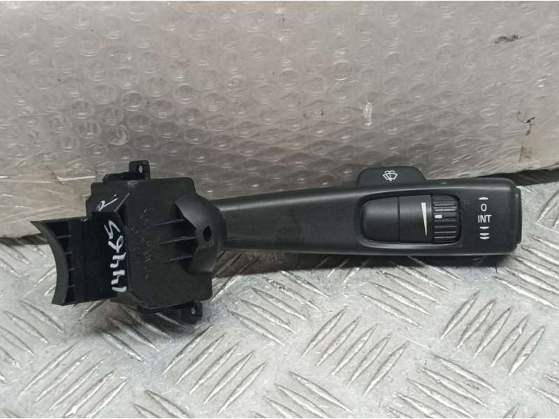 Recambio de mando limpia para volvo s40 berlina 1.6 d kinetic referencia OEM IAM 17D770  