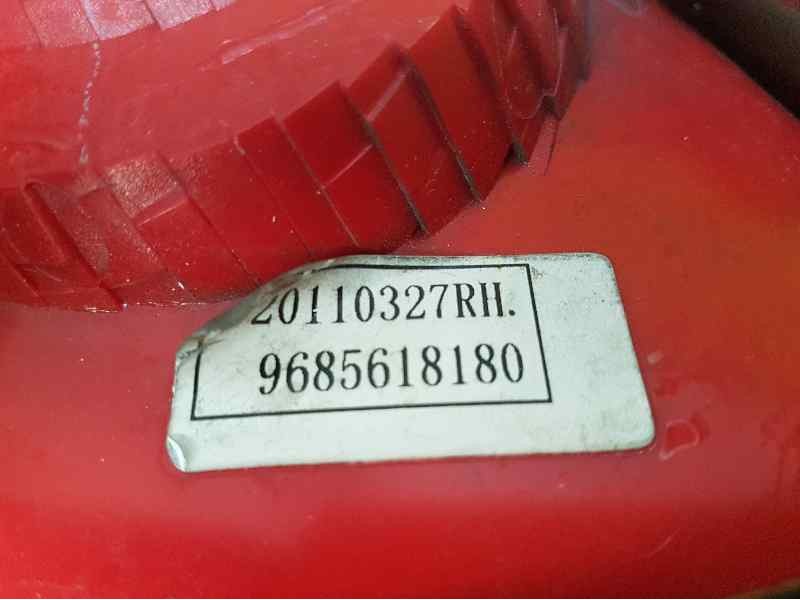 Recambio de piloto trasero derecho para peugeot 206+ básico referencia OEM IAM 9685618180 20110327RH 