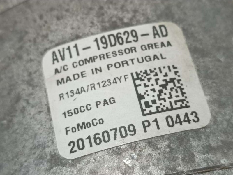 Recambio de compresor aire acondicionado para ford fiesta (ccn) titanium referencia OEM IAM AV1119D629AD 20160709 