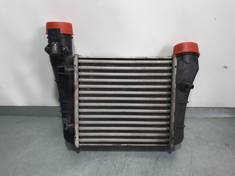 Recambio de intercooler para seat exeo berlina (3r2) style referencia OEM IAM 038906051D 8E0145805AA MODINE
