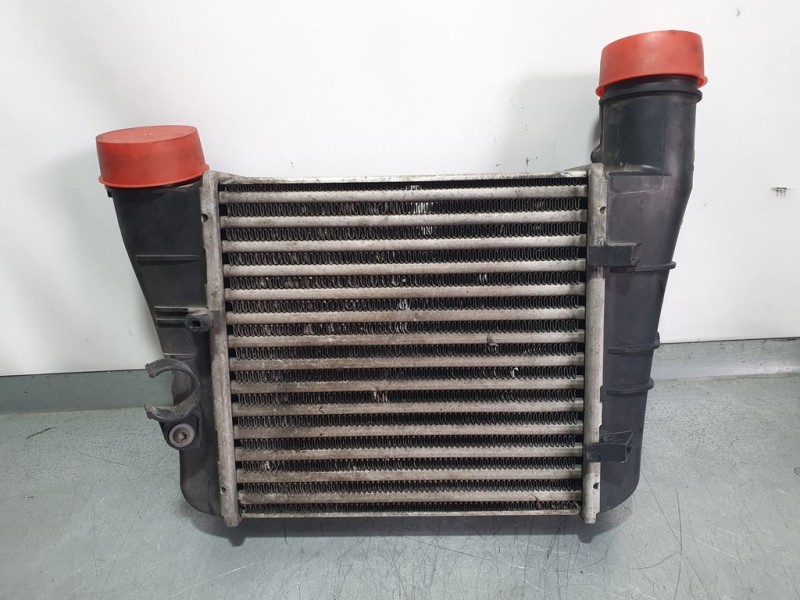Recambio de intercooler para seat exeo berlina (3r2) style referencia OEM IAM 038906051D 8E0145805AA MODINE