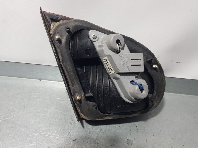 Recambio de piloto trasero derecho para daewoo lanos se referencia OEM IAM   INTERIOR