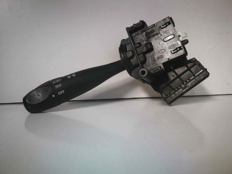 Recambio de mando luces para hyundai getz (tb) 1.3 12v cat referencia OEM IAM 32932A  