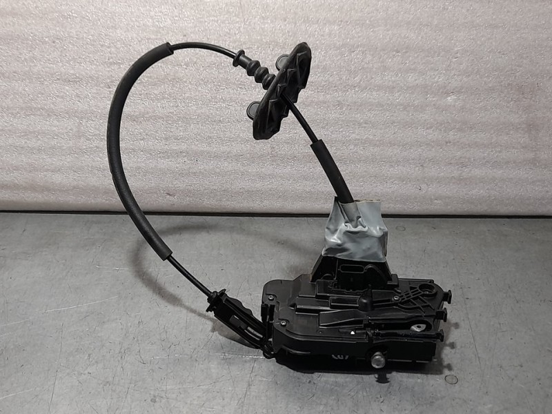 Recambio de cerradura puerta delantera derecha para ford focus turnier active referencia OEM IAM E01940105  4 PINES