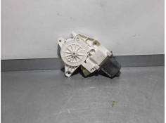 MOTOR ELEVALUNAS TRASERO DERECHO A2048200642 5 PINS