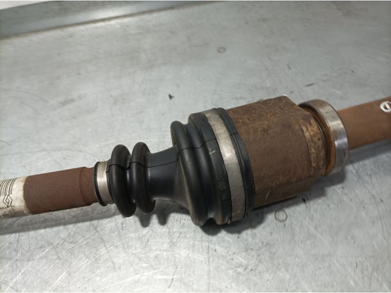 Recambio de transmision delantera derecha para renault scenic ii dynamique referencia OEM IAM 8200790517  