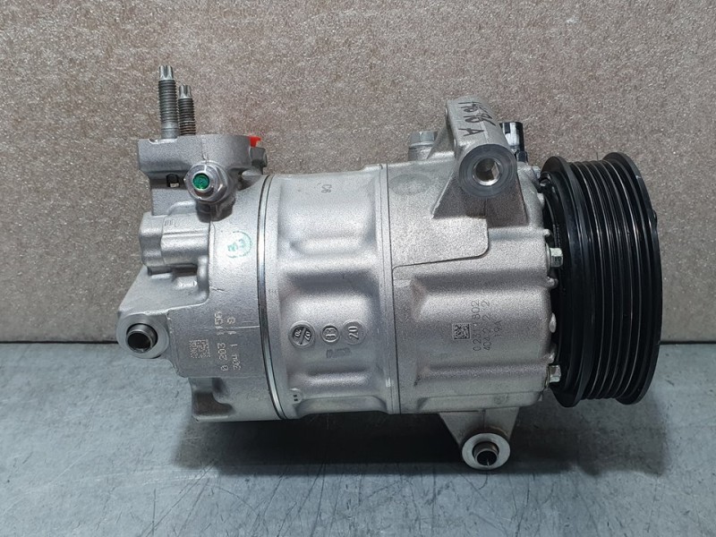 Recambio de compresor aire acondicionado para ford focus turnier active referencia OEM IAM JX6119D629HB  