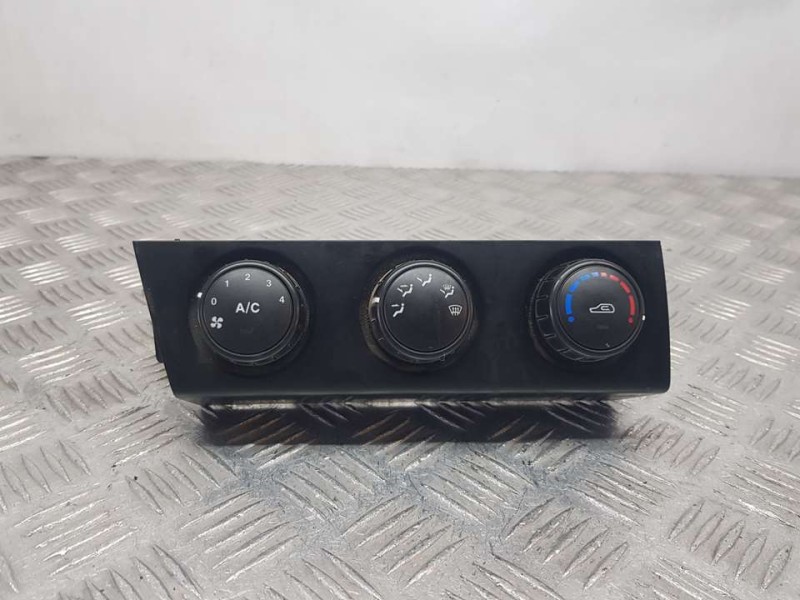 Recambio de mando calefaccion / aire acondicionado para ssangyong actyon sports xdi 4wd referencia OEM IAM 687003100X 070116074 