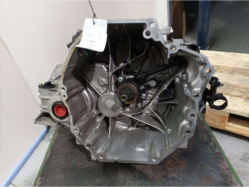 Recambio de caja cambios para nissan qashqai (j10) acenta referencia OEM IAM 321004BR0A  6VELOCIDADES