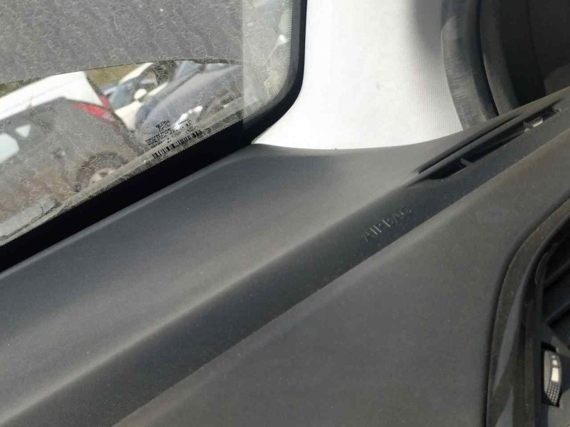 Recambio de kit airbag para peugeot 208 signature referencia OEM IAM 98072114ZD  C/ SALPICADERO Y SIN PRETENSORES DERECHO