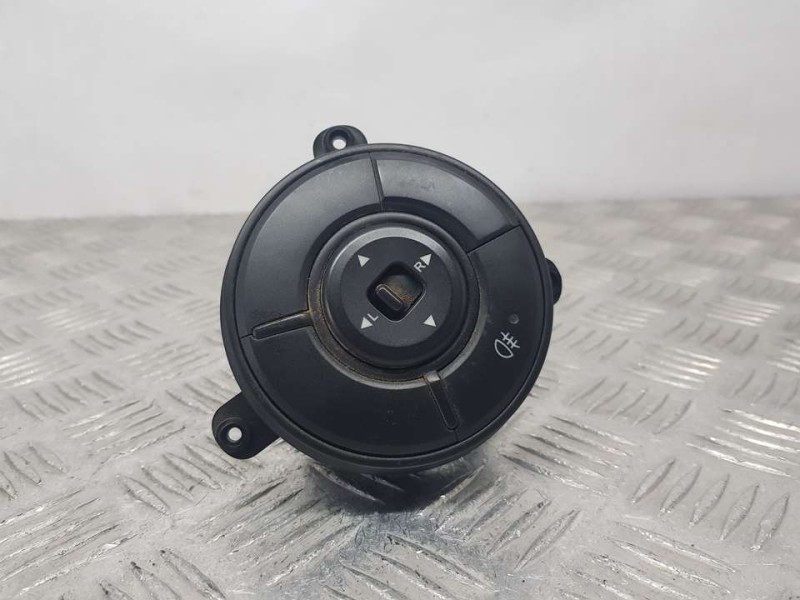 Recambio de mando retrovisor para ssangyong actyon sports xdi 4wd referencia OEM IAM 8550131080  