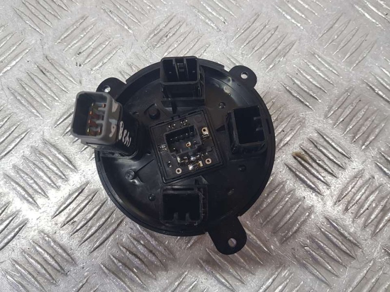 Recambio de mando retrovisor para ssangyong actyon sports xdi 4wd referencia OEM IAM 8550131080  