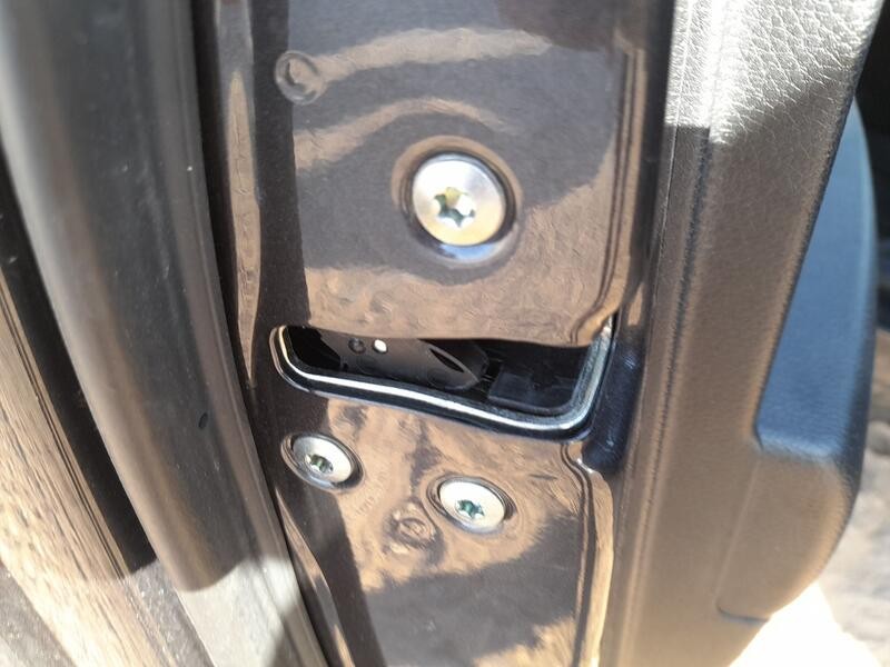 Recambio de cerradura puerta delantera izquierda para kia stonic (yb) 1.0 t-gdi referencia OEM IAM 81310H8040  