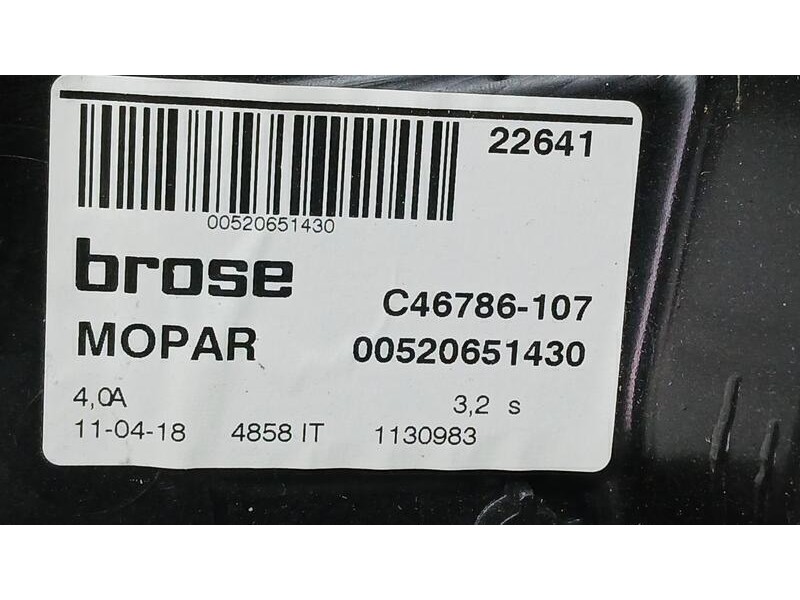 Recambio de elevalunas delantero derecho para jeep renegade sport fwd referencia OEM IAM 520651430 ELECTRICO 6 PINS C46786107