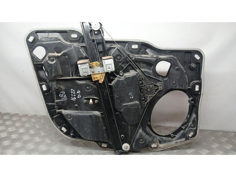 Recambio de elevalunas delantero derecho para jeep renegade sport fwd referencia OEM IAM 520651430 ELECTRICO 6 PINS C46786107