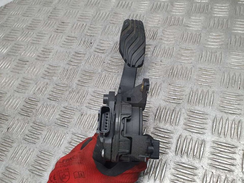 Recambio de potenciometro pedal para renault clio v zen referencia OEM IAM 180108467R 6PV01290203 