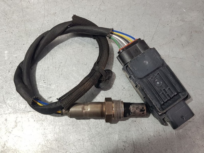 Recambio de sonda lambda para opel corsa f edition referencia OEM IAM 9816276480 0281006851852 BOSCH