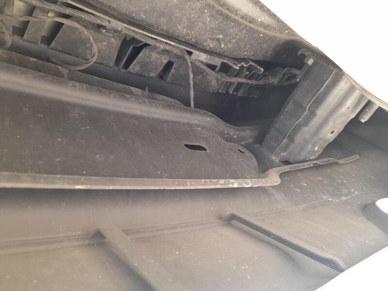 Recambio de refuerzo paragolpes trasero para bmw 1 (f20) 118 d referencia OEM IAM 51127240912  