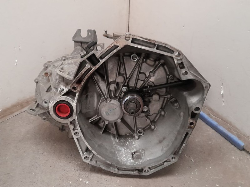 Recambio de caja cambios para nissan qashqai (j10) tekna referencia OEM IAM TL4A113 S042183 6VELOCIDADES
