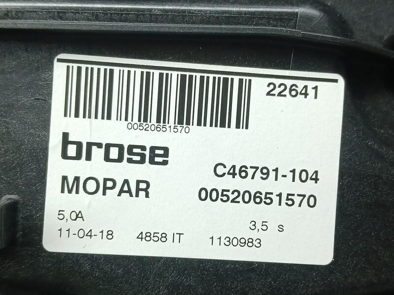 Recambio de elevalunas trasero izquierdo para jeep renegade sport fwd referencia OEM IAM 520651570 ELECTRICA 2 PINS C46791104