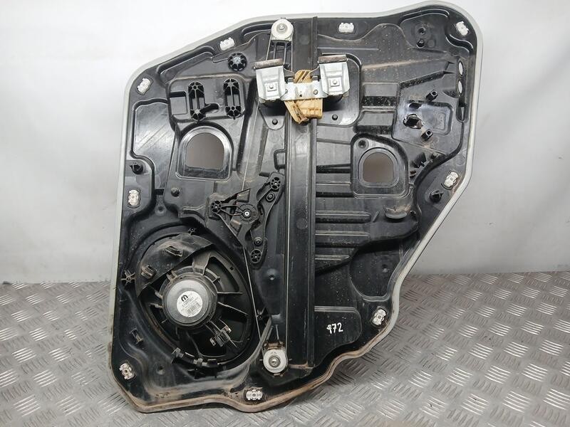 Recambio de elevalunas trasero izquierdo para jeep renegade sport fwd referencia OEM IAM 520651570 ELECTRICA 2 PINS C46791104