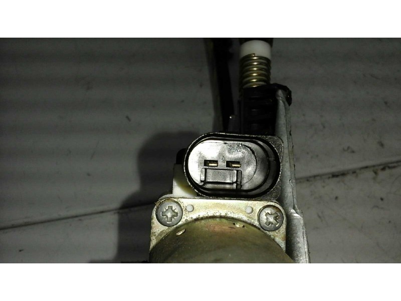 Recambio de elevalunas delantero derecho para ford focus berlina (cak) 1.6 16v cat referencia OEM IAM  2 PINS ELECTRICO