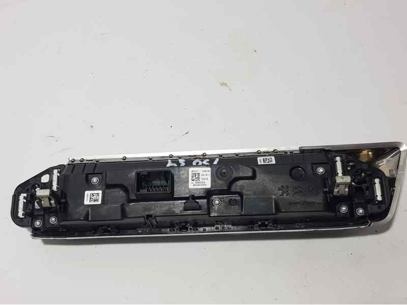 Recambio de mando multifuncion para peugeot 3008 gt line referencia OEM IAM 98249153DX 28581371 MANDOS CLIMA WARNING TELEFONO