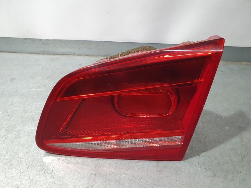 Recambio de piloto trasero derecho para volkswagen passat lim. (362) edition bluemotion referencia OEM IAM 3AE9450949E  INTERIOR