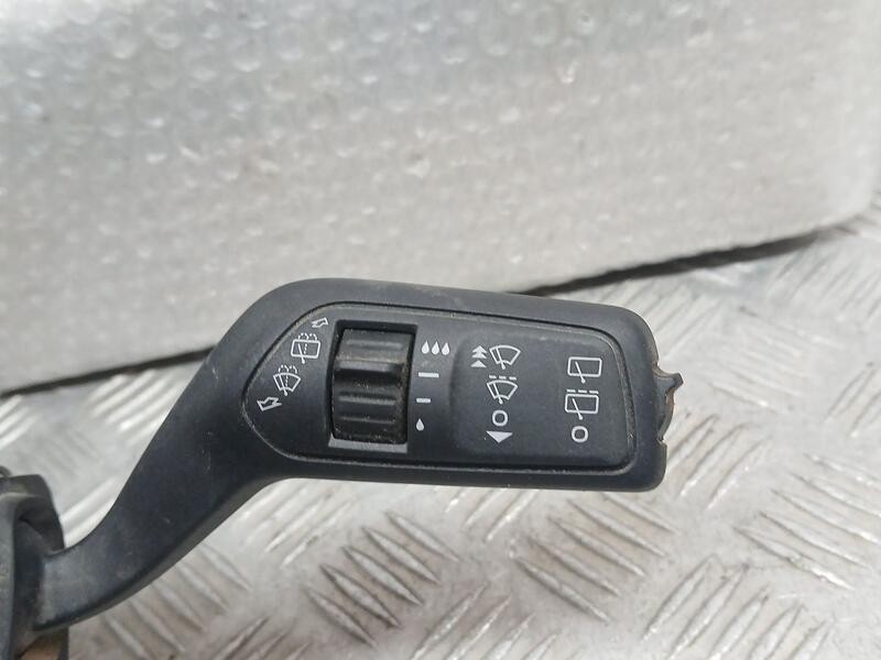 Recambio de mando limpia para ford focus turnier active referencia OEM IAM GN1517A553AB  