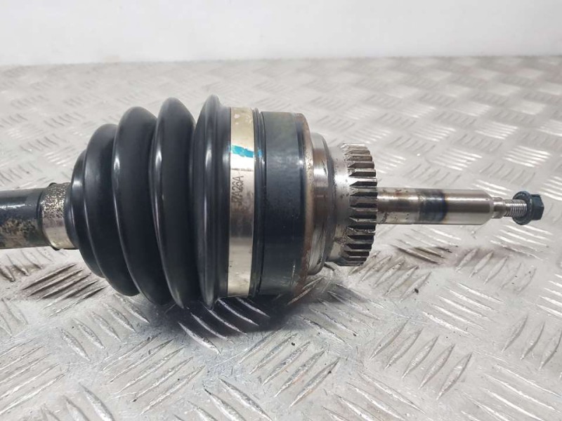 Recambio de transmision delantera derecha para ssangyong actyon sports xdi 4wd referencia OEM IAM 4130008101  