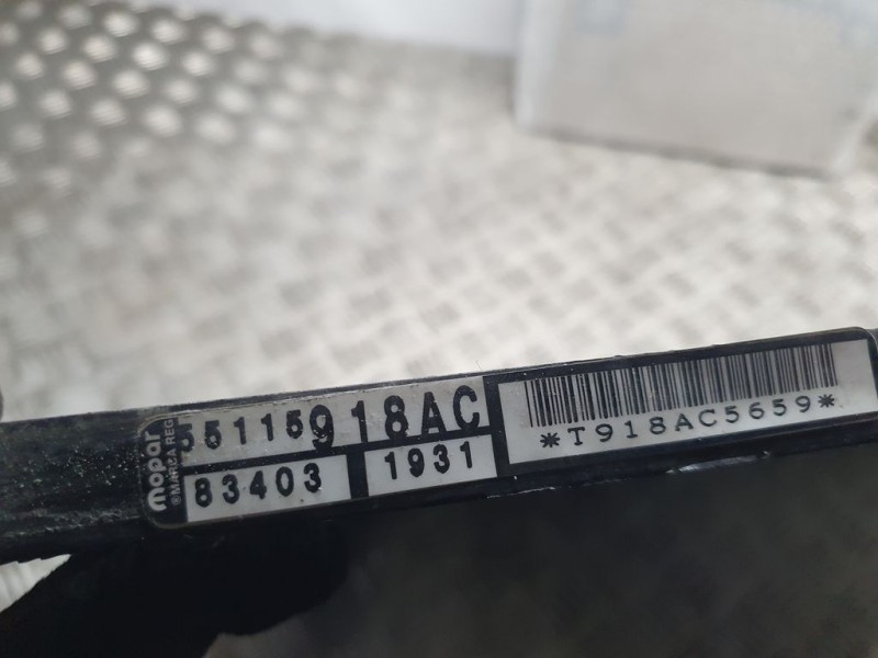 Recambio de condensador / radiador aire acondicionado para jeep gr.cherokee (wj/wg) 3.1 td laredo referencia OEM IAM 55115918AC 