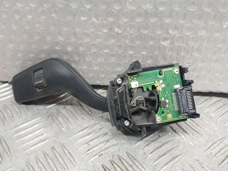 Recambio de mando limpia para ford focus turnier active referencia OEM IAM GN1517A553AB  